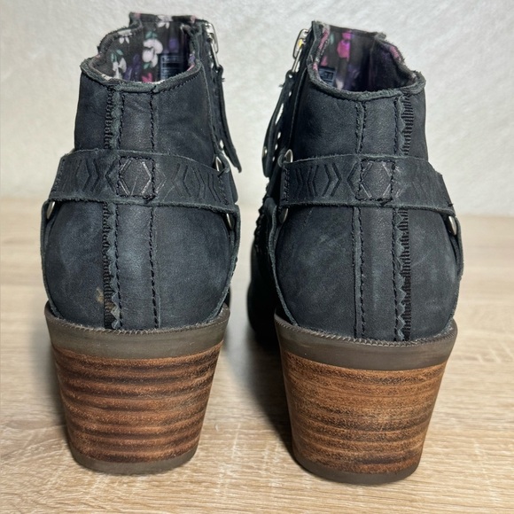 Teva Foxy Women 6.5 Black Nubuck Leather Ankle Boots - Picture 4 of 13